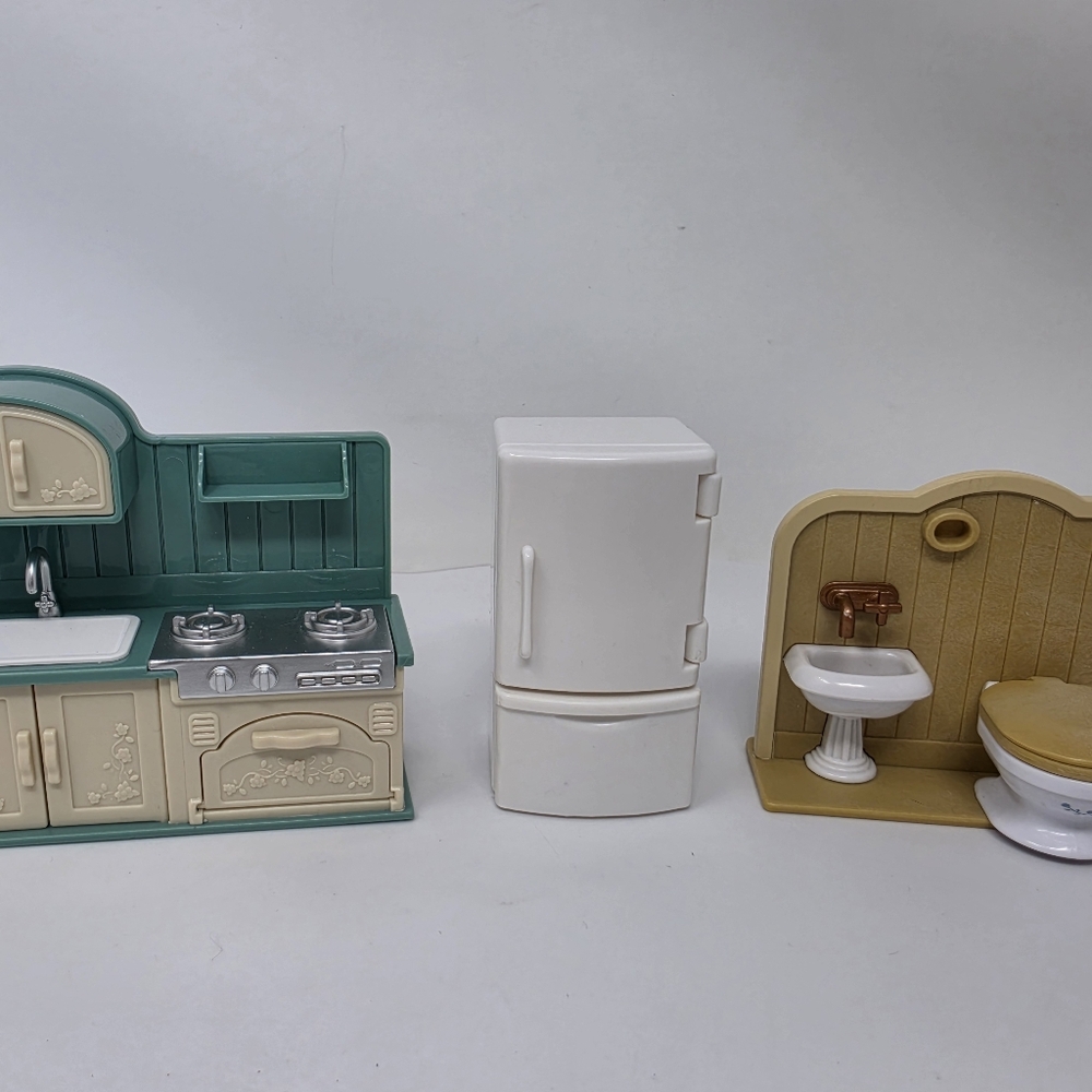 Furniture Toy Lot Refrigerator Toliet Sink Kitchen Lot